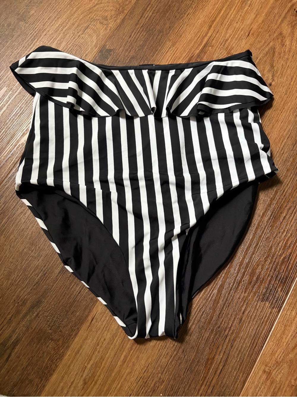 Coral Reef Swim Womens High Waisted Bikini Bottom Black White Striped L